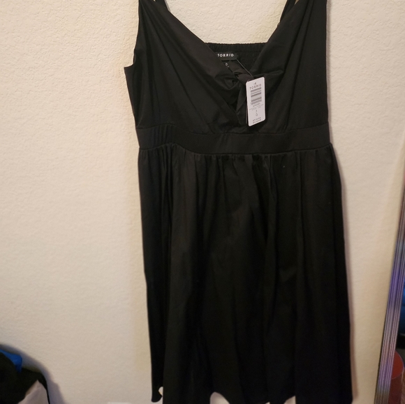 NWT Torrid mini tie front poplin skater dress - Picture 4 of 4